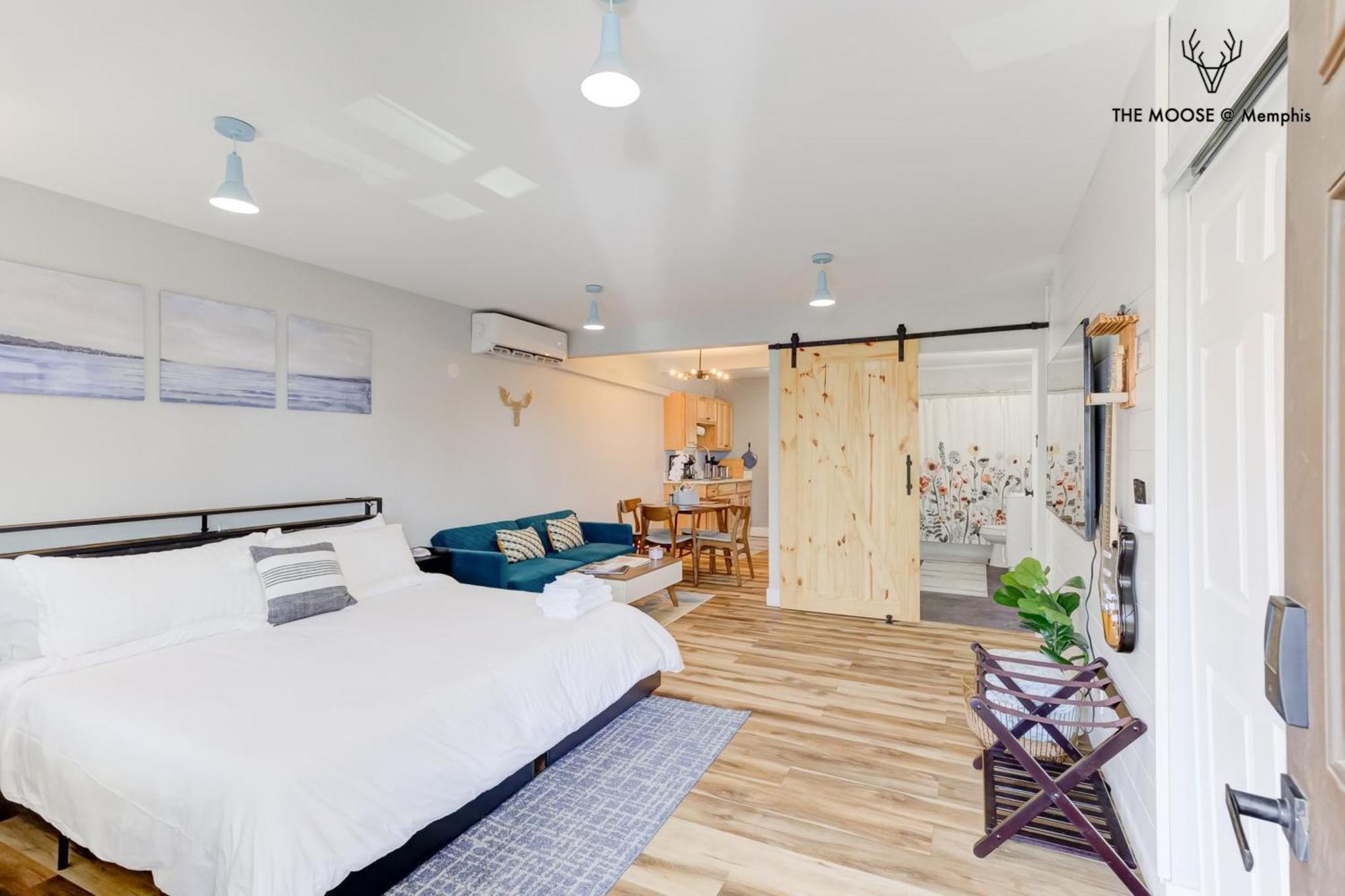 The Moose #11 - Luxe Modern Loft With King Bed, Free Parking & Wi-fi Memphis